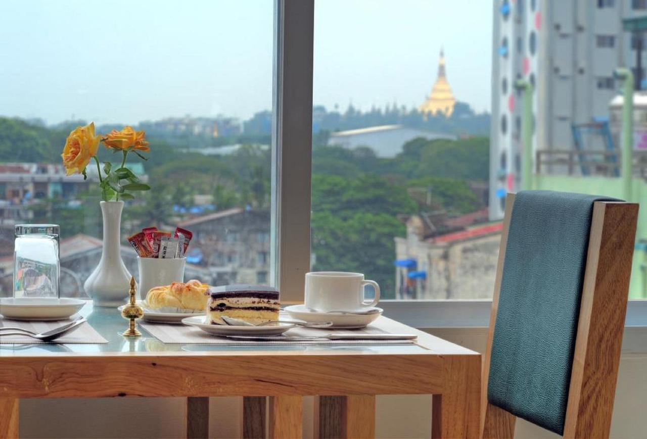 The Hotel Mawtin Yangón Exterior foto